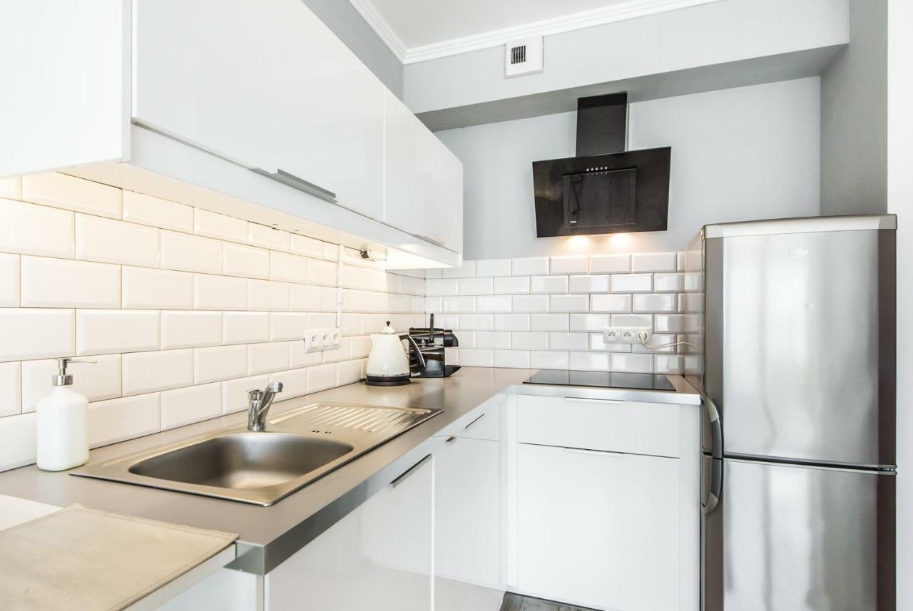Lägenhet Studio på 35 m² i Poznan centrum med 1 badrum  Exteriör bild